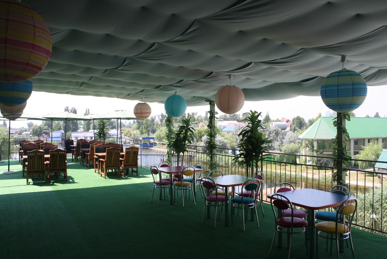 Green Hotel-Club Zatoka Exterior foto